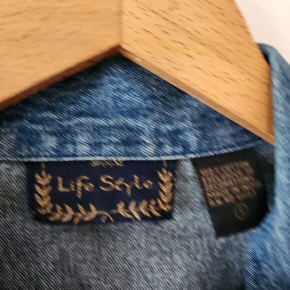 Life Style Denim Embroidered Red Black Floral Button Front Jacket Size S Japan - Picture 3 of 10